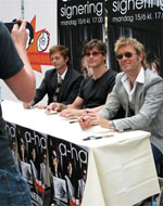 Signing session, Oslo